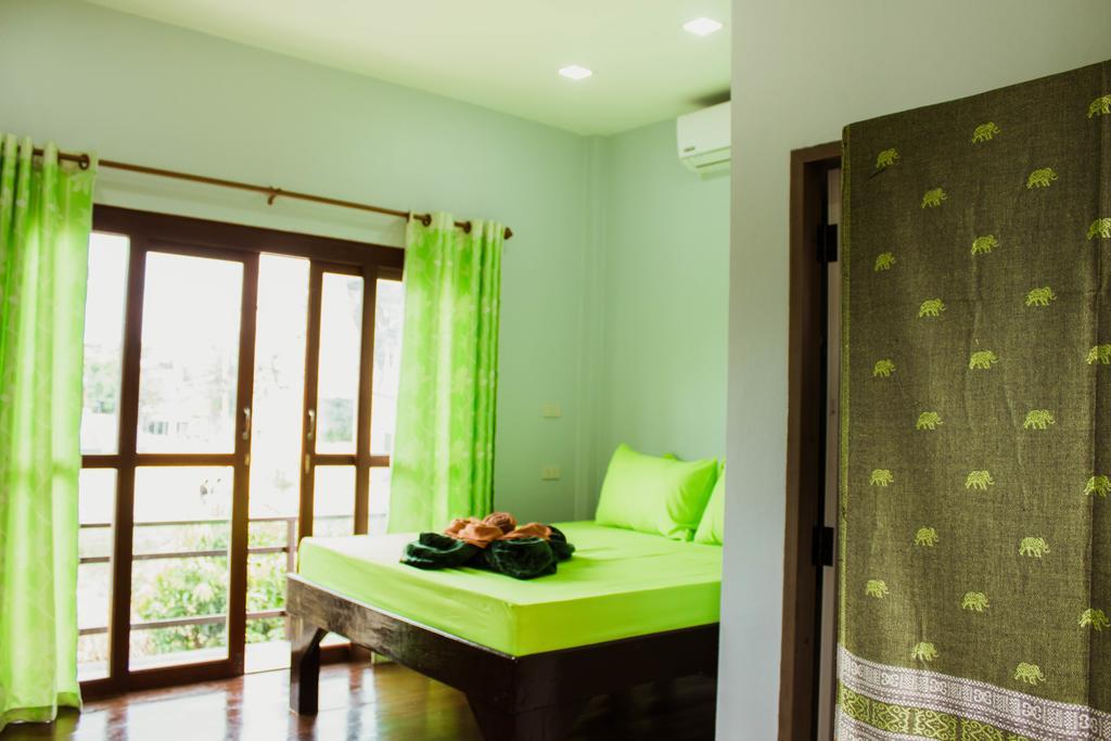Ban Klong Srabua Hotel Ayutthaya Eksteriør billede