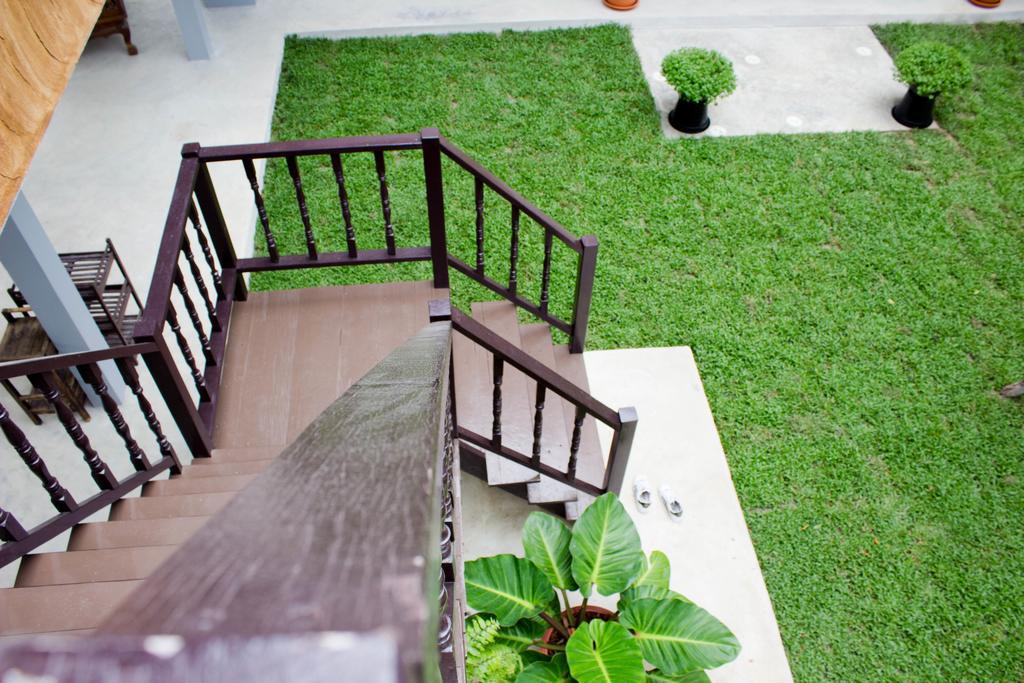 Ban Klong Srabua Hotel Ayutthaya Eksteriør billede